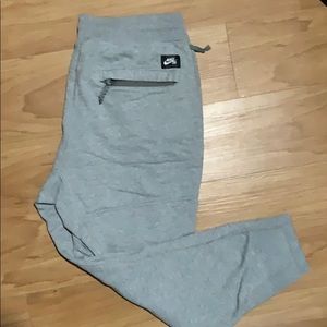 Nike Pants - Nike SB joggers large Nike Pants - Nike SB joggers large